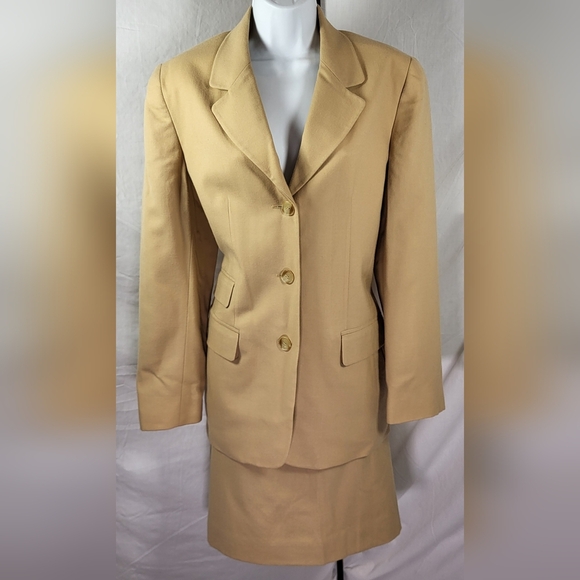 Talbots Dresses & Skirts - Vintage TALBOTS Tan Wool Suit, Fully Lined, Size 8